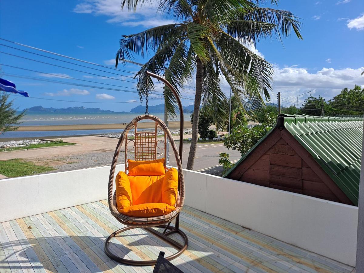 The Beach Boutique Resort Бан-Пак-Нам-Пран Экстерьер фото