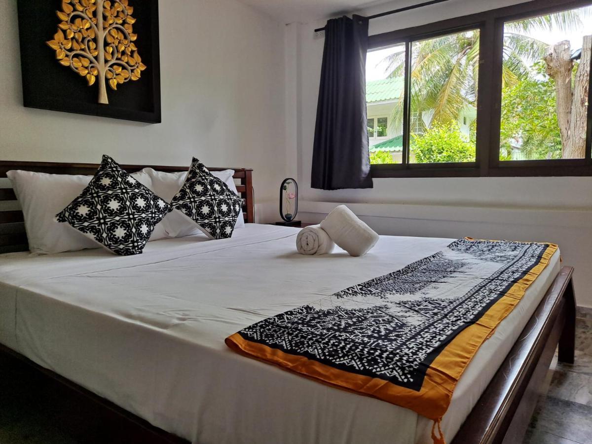 The Beach Boutique Resort Бан-Пак-Нам-Пран Экстерьер фото